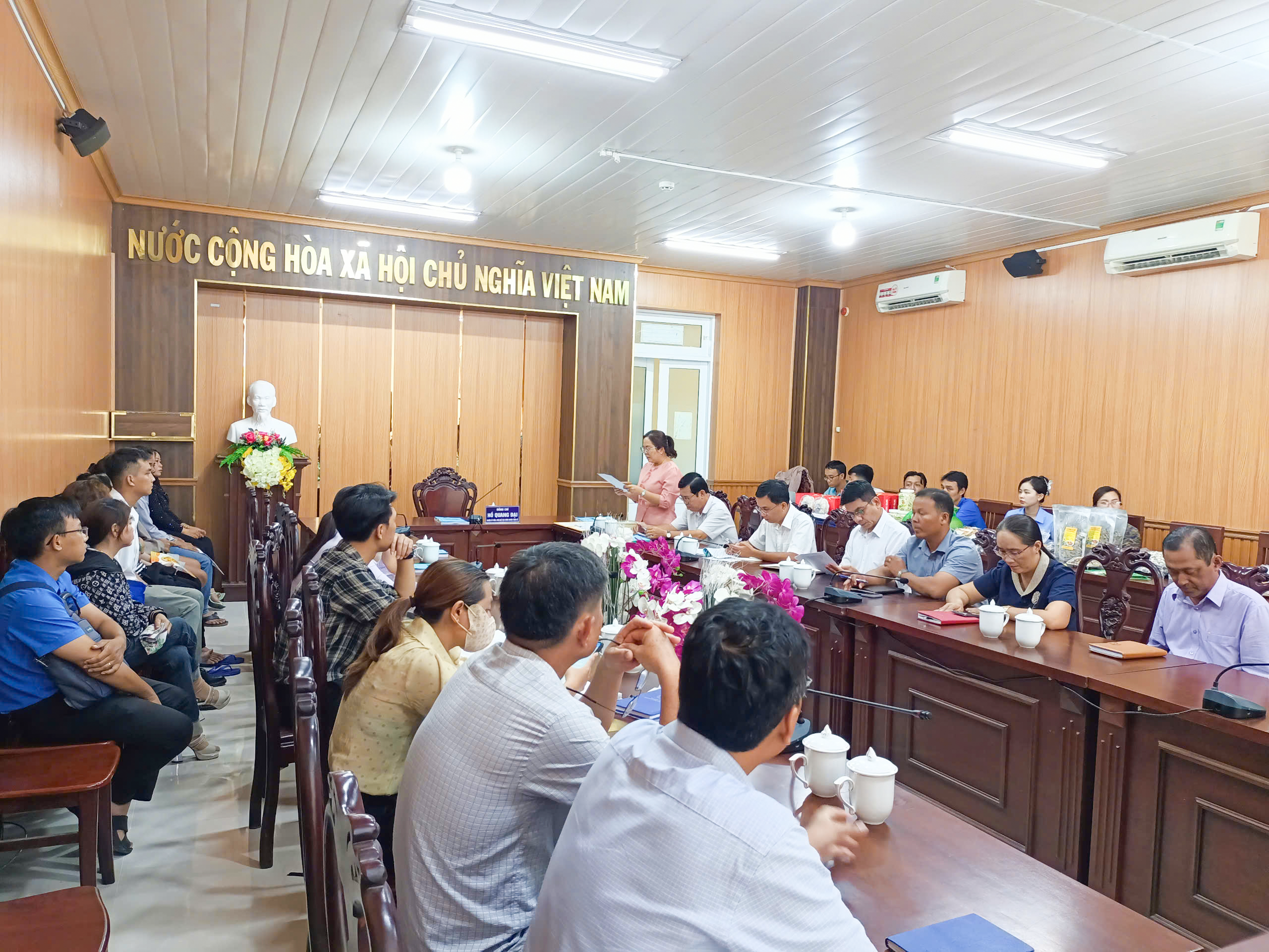 Toàn cảnh hoạt động